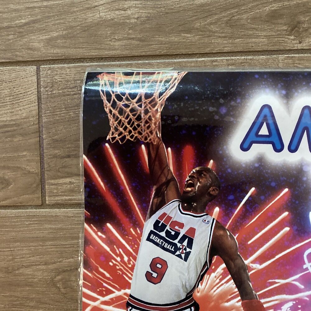 1992 STARLINE MICHAEL JORDAN & AMERICA’S DREAM TEAM OLYMPIC BASKETBALL POSTER - Picture 11 of 12